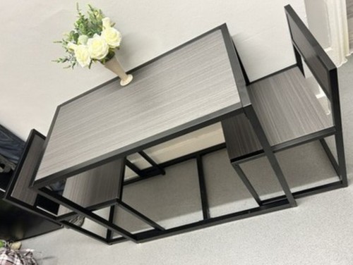 Small table and chairs - small,