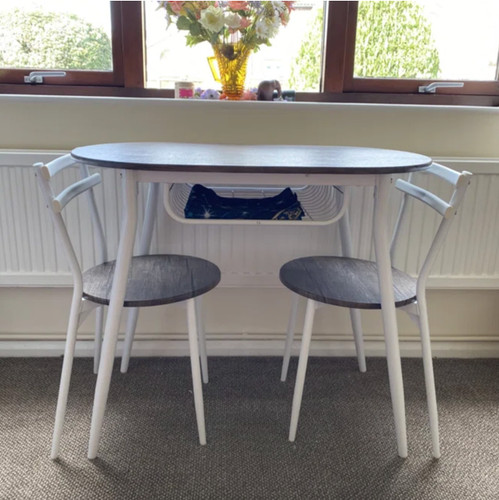 Small kitchen table - 2, chairs